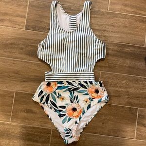 Cupshe One Piece Swimsuit